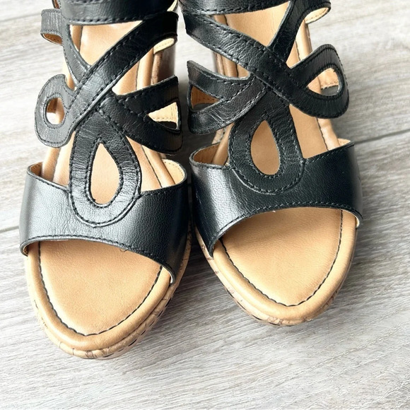BOC Born Concept Black Leather Wedge Heels Sandals - Picture 3 of 16